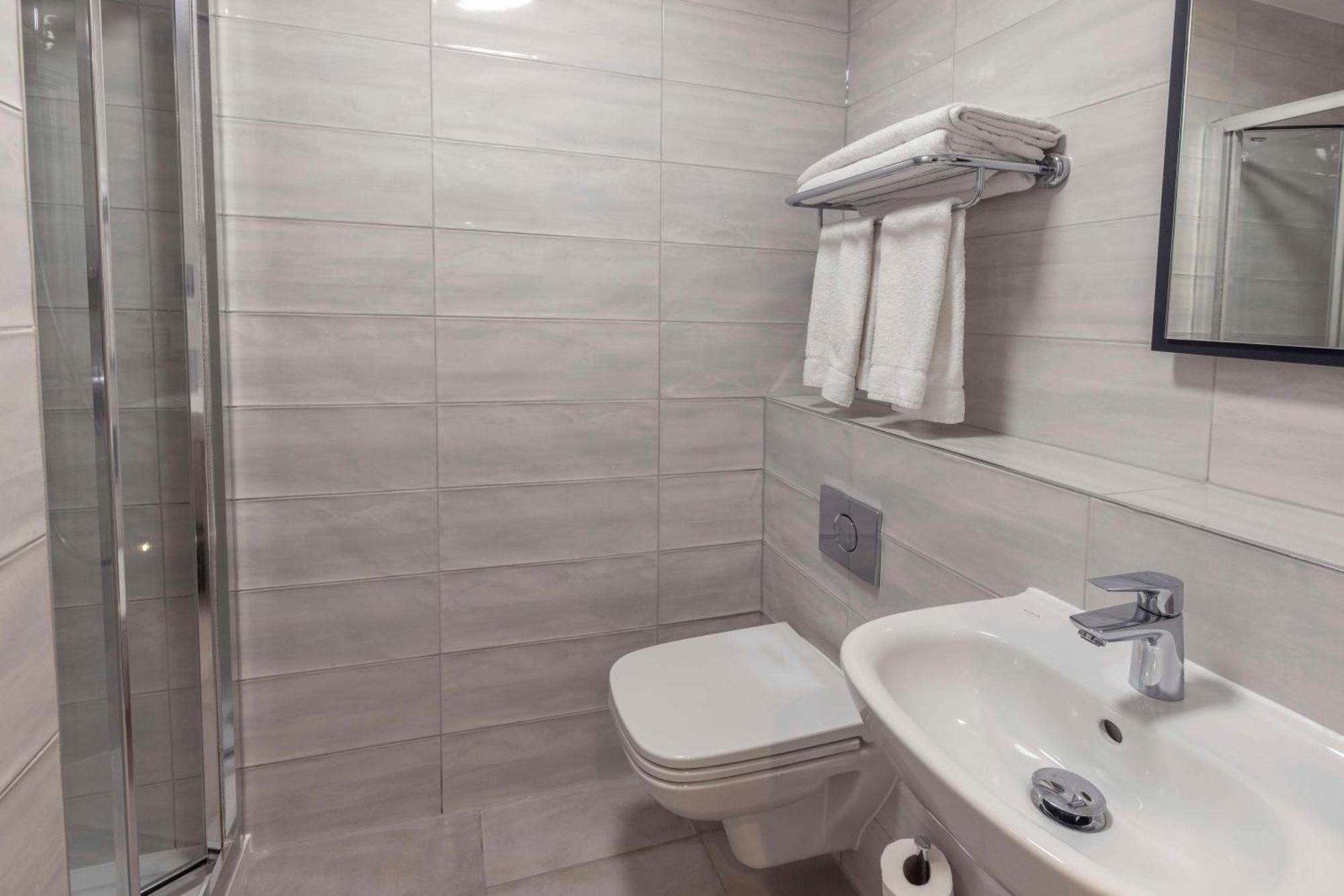 Best Western Kensington Olympia Hotel Londra Dış mekan fotoğraf