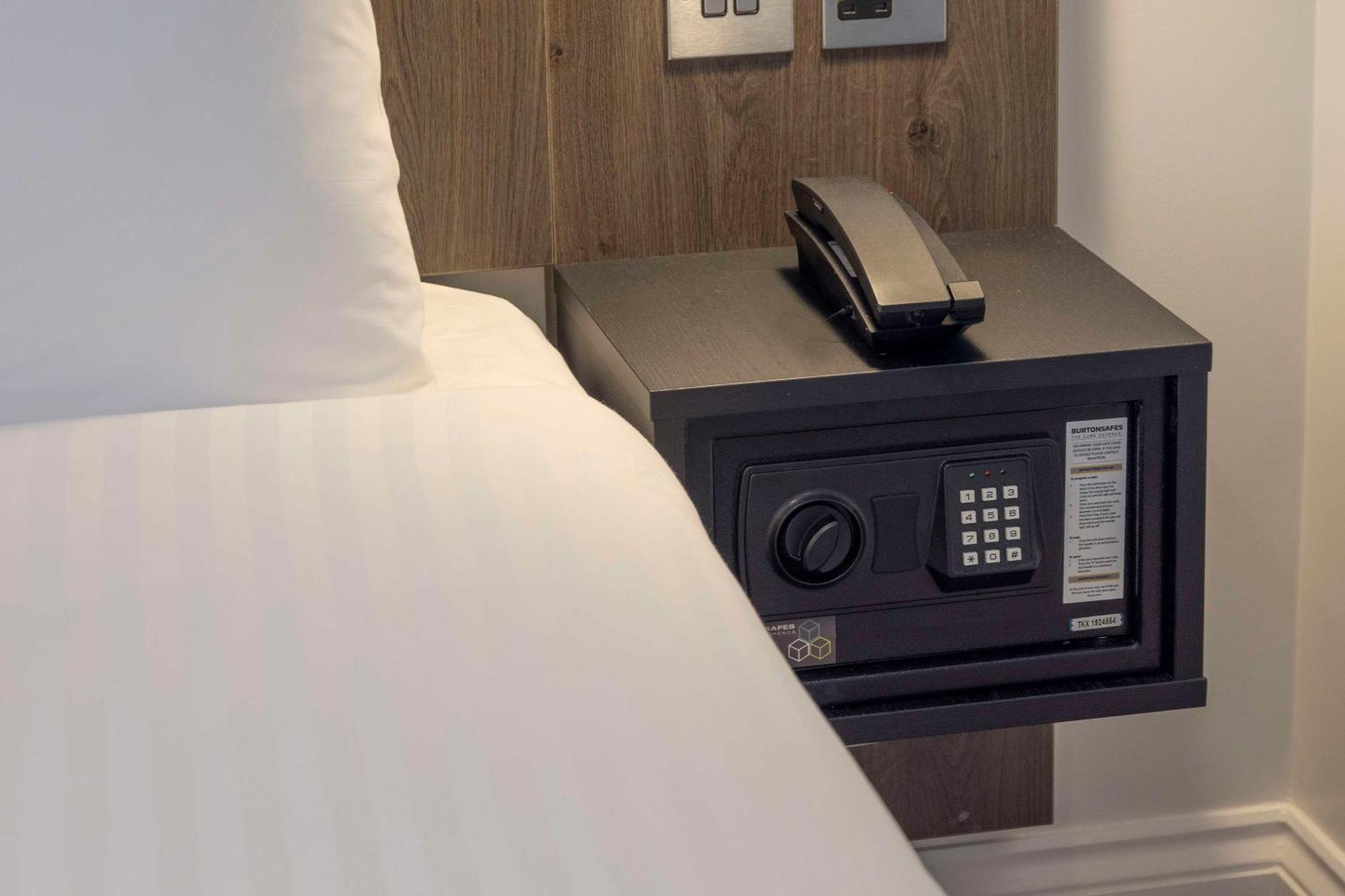 Best Western Kensington Olympia Hotel Londra Dış mekan fotoğraf